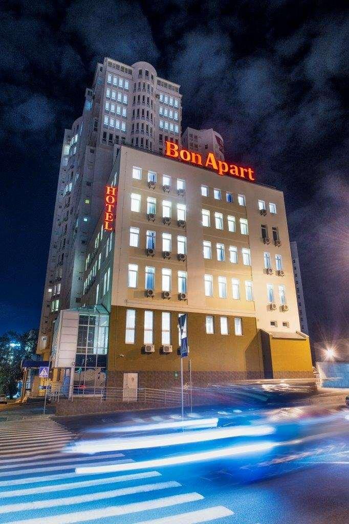 Bonapart Hotel By Uhm Κίεβο Εξωτερικό φωτογραφία