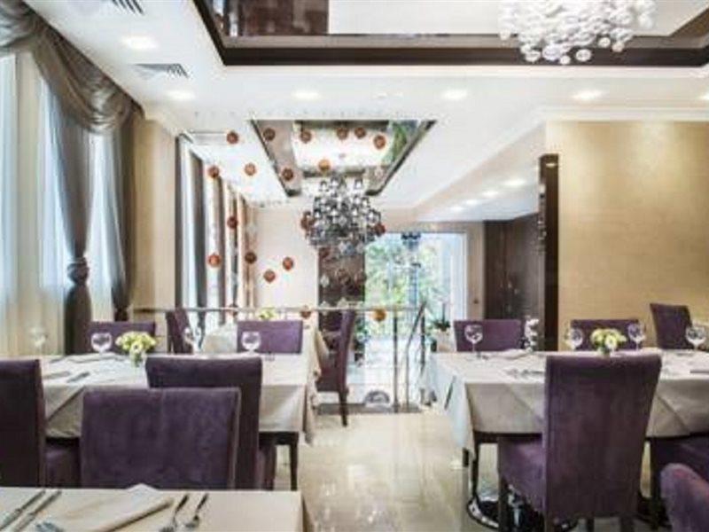 Bonapart Hotel By Uhm Κίεβο Εξωτερικό φωτογραφία