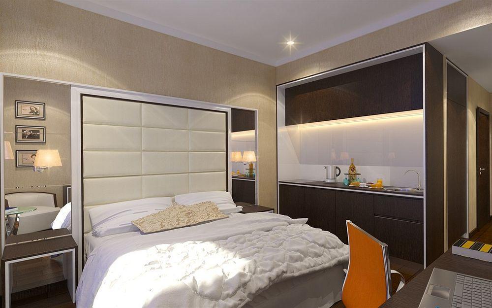 Bonapart Hotel By Uhm Κίεβο Εξωτερικό φωτογραφία