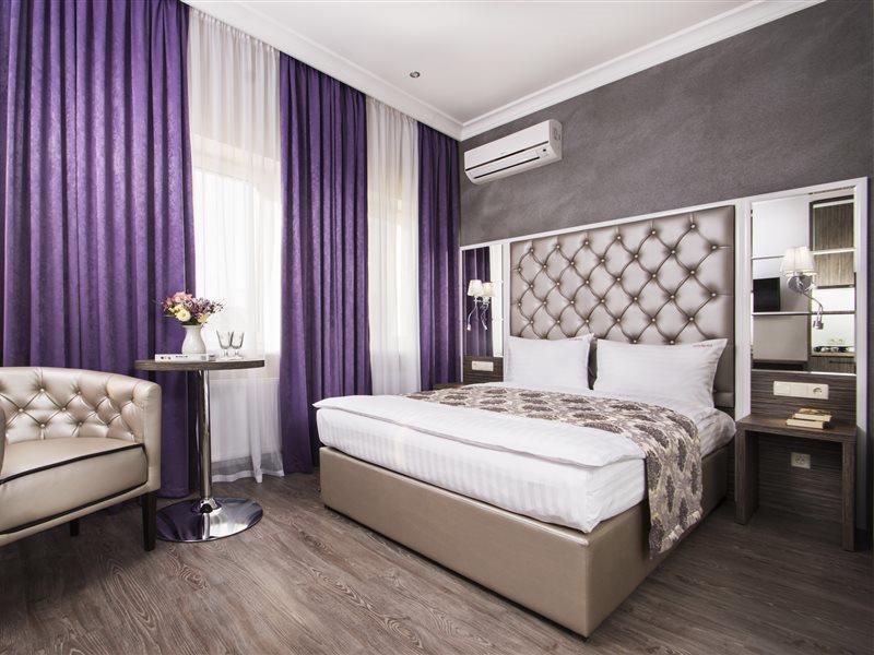 Bonapart Hotel By Uhm Κίεβο Εξωτερικό φωτογραφία