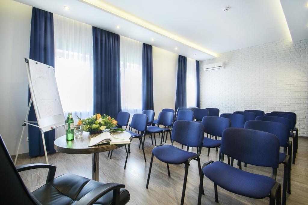 Bonapart Hotel By Uhm Κίεβο Εξωτερικό φωτογραφία