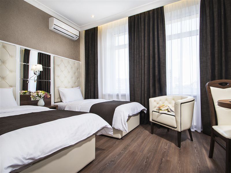 Bonapart Hotel By Uhm Κίεβο Εξωτερικό φωτογραφία