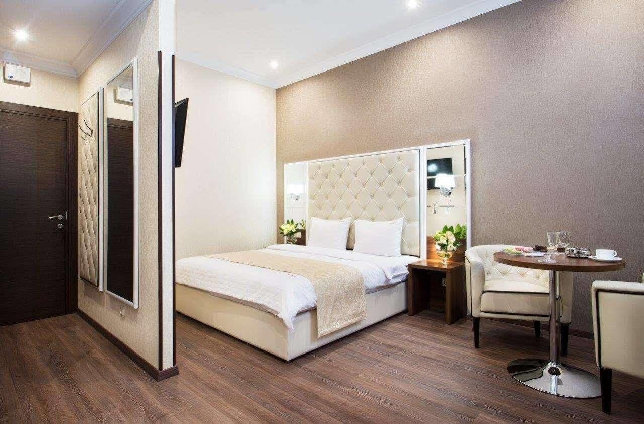 Bonapart Hotel By Uhm Κίεβο Εξωτερικό φωτογραφία